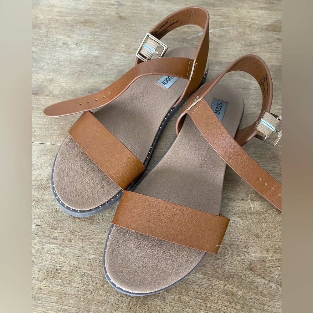 Steve Madden sandals - size 7.5